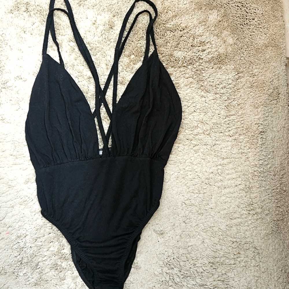 Missguided Women's Black Strappy Criss-Cross Bodysuit With Snap Closure, Size 4